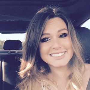 Meet your Posher, Allyson